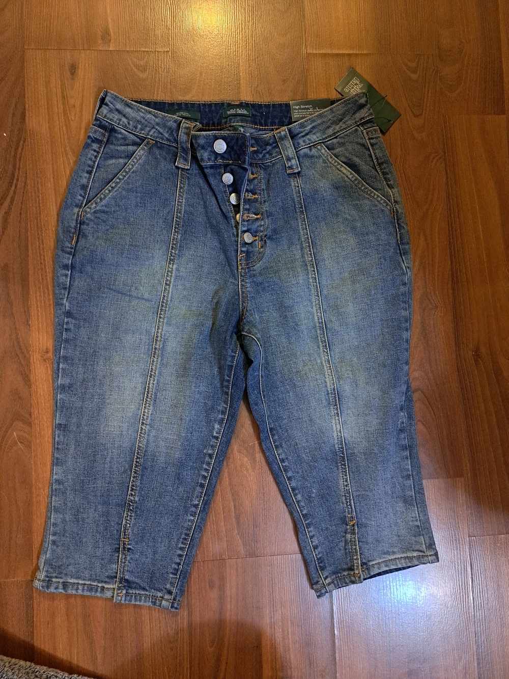wild fable Women's Button-Front Cropped High-Rise Jeans - Capris